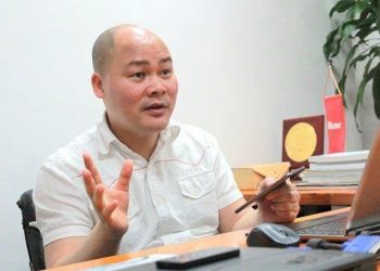 CEO Nguyễn Tử Quảng kêu gọi dùng Bluezone, fan nói “Mong Bluezone không có dịp cài lại”